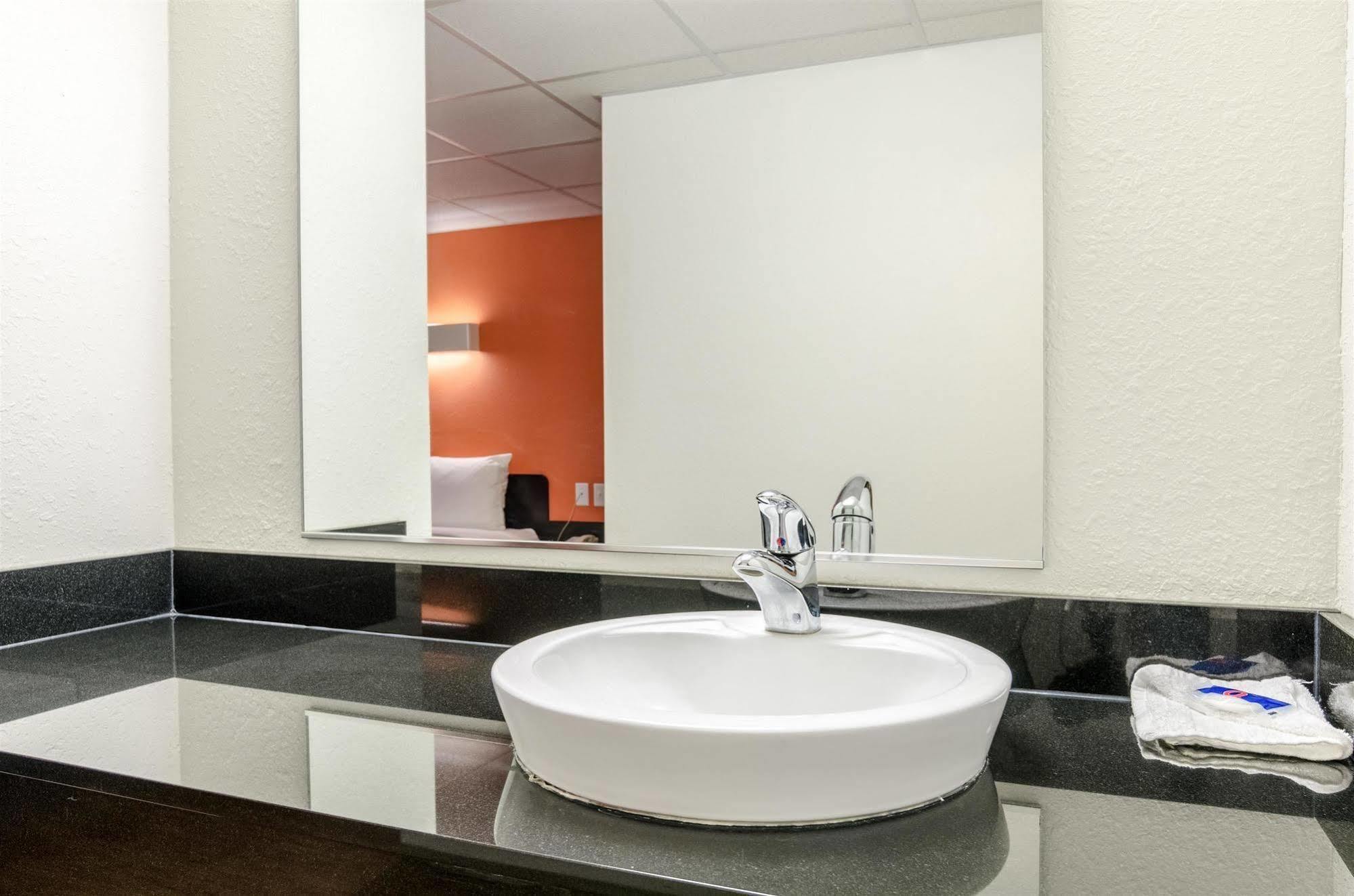 Motel 6-York, Ne Экстерьер фото